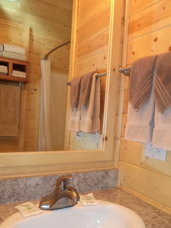 Palm Springs Camping Resort Cabin 3 Палм Дезърт Екстериор снимка