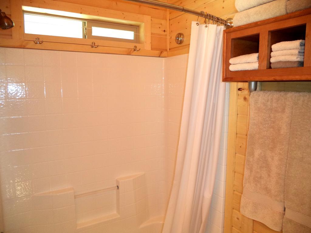 Palm Springs Camping Resort Cabin 3 Палм Дезърт Екстериор снимка