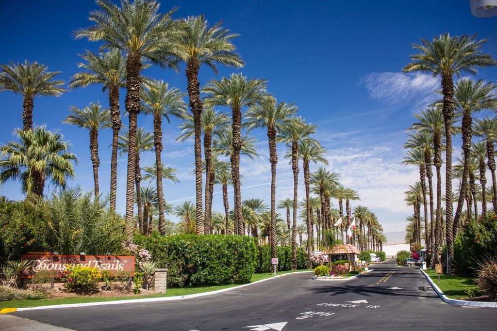 Palm Springs Camping Resort Cabin 3 Палм Дезърт Екстериор снимка