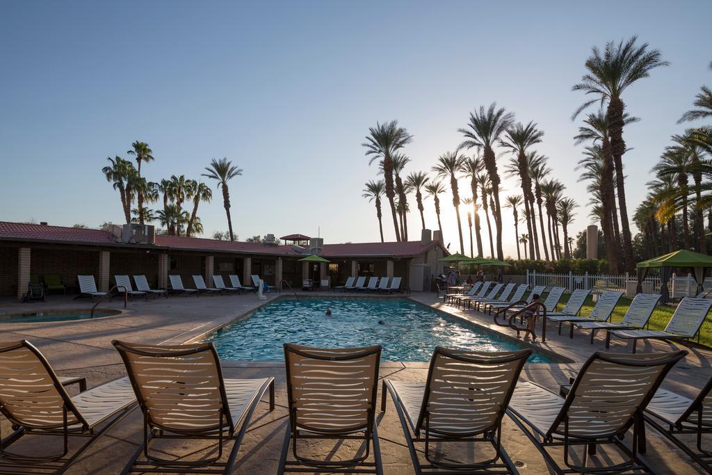 Palm Springs Camping Resort Cabin 3 Палм Дезърт Екстериор снимка