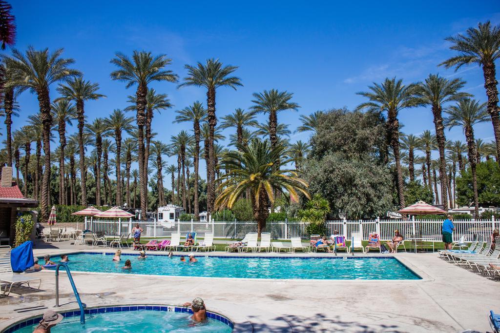Palm Springs Camping Resort Cabin 3 Палм Дезърт Екстериор снимка